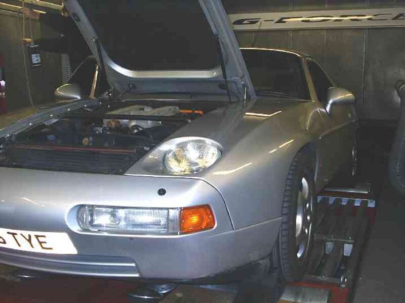 Jerrys race prepared Porsche 928