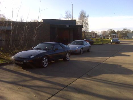 Porsche 928 dyno day at Surrey Rolling Road December 2009